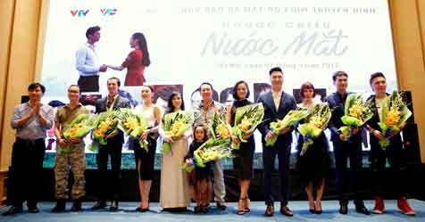 Họp báo ra mắt phim.