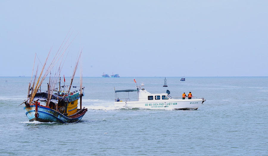 Các Đồn Biên phòng tăng cường công tác tuần tra, kiểm soát chống khai thác IUU.