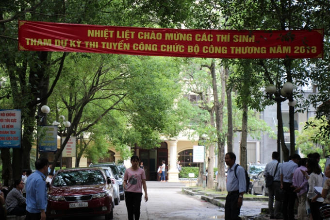 Bộ C&ocirc;ng Thương khai mạc Kỳ thi tuyển c&ocirc;ng chức năm 2018