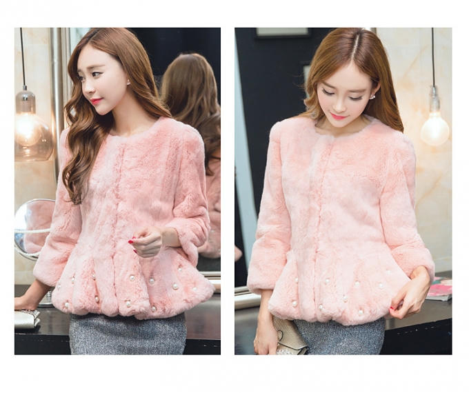 Gam màu hồng luôn đem đến cho bạn gái sự dịu dàng . Ảnh: internet.