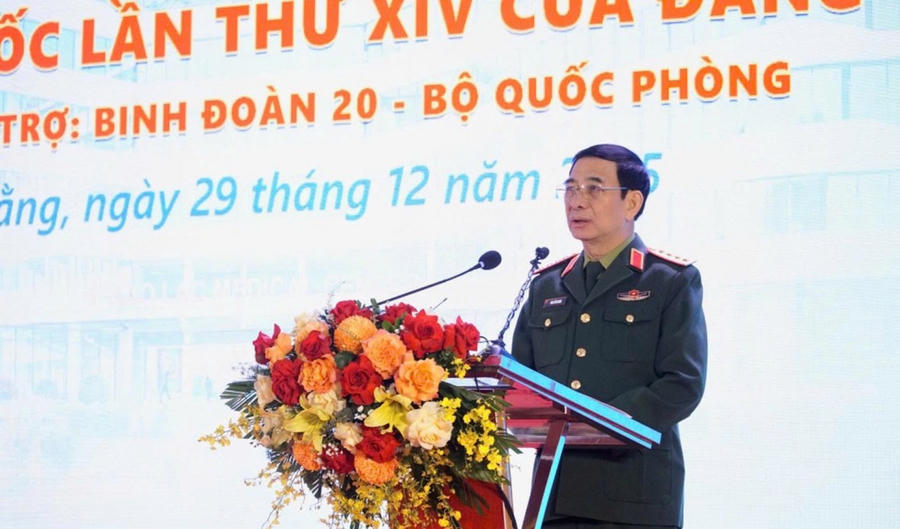 Bộ trưởng Bộ Quốc phòng Phan Văn Giang phát biểu tại buổi lễ.
