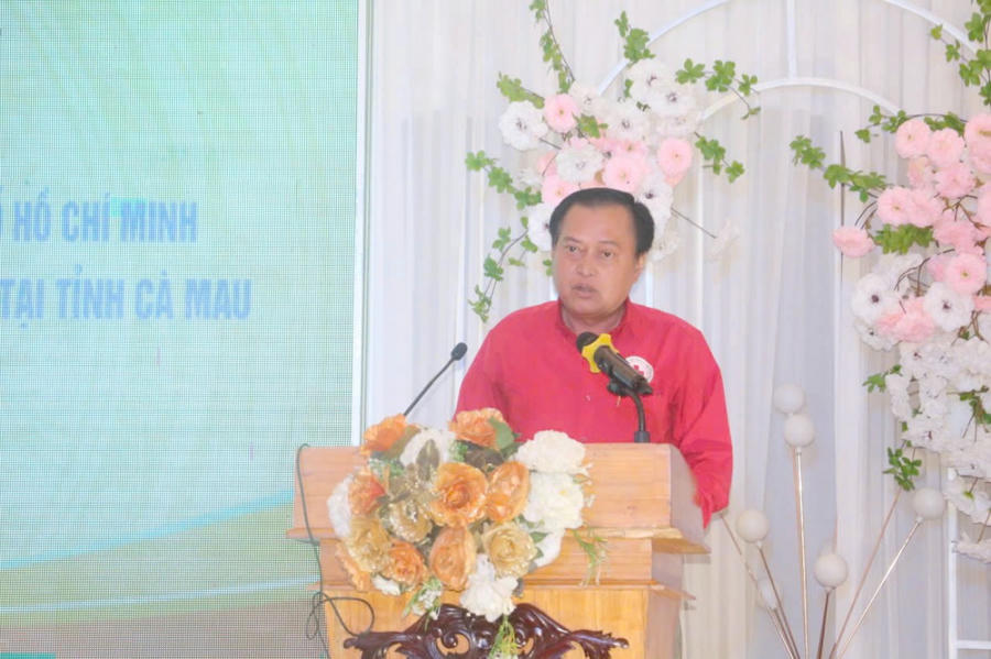 Ông Trần Trường Sơn - Chủ tịch Hội Chữ thập đỏ TP. HCM phát biểu tại buổi làm việc.