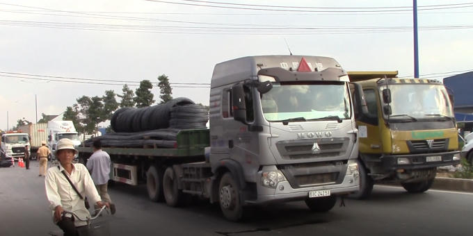 Xe container tại hiện trường.