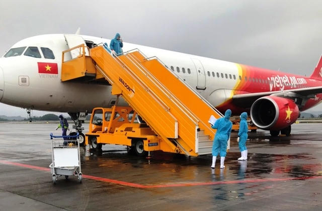 Quảng Ninh: Cảng Hàng không Quốc tế Vân Đồn hoạt động trở lại, hành khách bay được ưu đãi