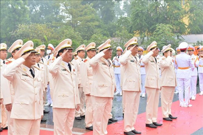Lãnh đạo Đảng, Nhà nước vào Lăng viếng Chủ tịch Hồ Chí Minh ảnh 7