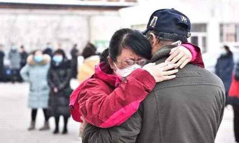 Cha và con sau 17 năm từ dịch Sars.