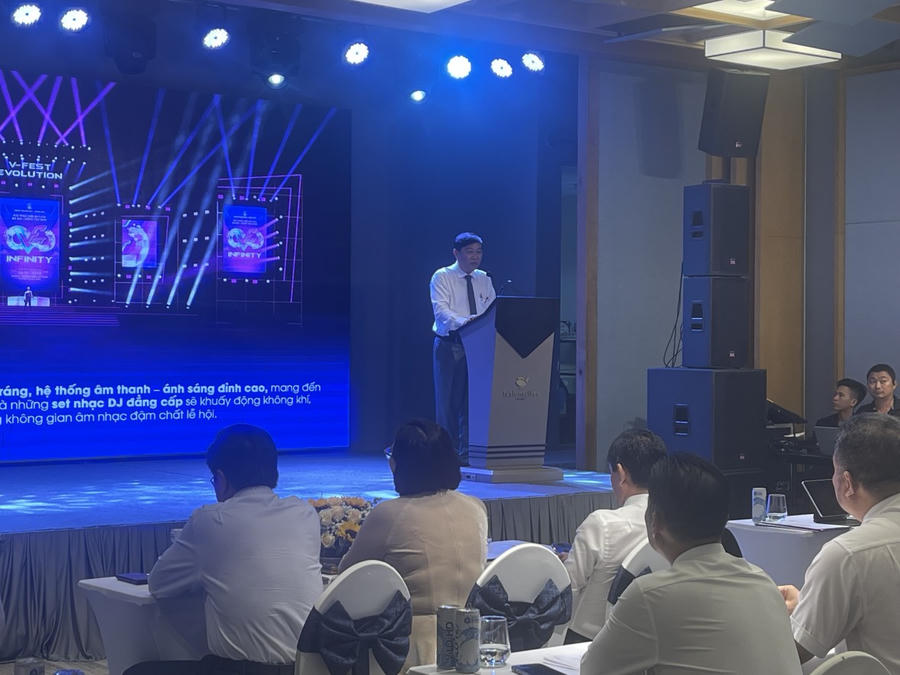 Ông Đỗ Phước Trung, Phó Giám đốc Sở Văn hoá Thể thao và Du lịch tỉnh Bà Rịa - Vũng giới thiệu các sự kiện sẽ diễn ra trong dịp lễ sắp tới.