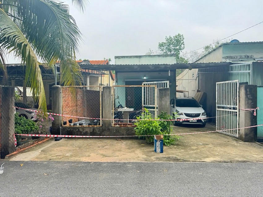 Ngôi nhà nơi phát hiện 2 mẹ con tử vong.