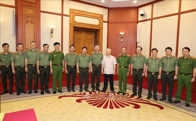 Tổng Bí thư, Chủ tịch nước: Đừng vì chức, vì quyền, vì tiền mà làm việc xấu - ảnh 3