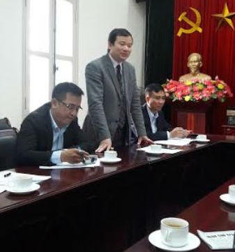 Ông Nguyễn Anh Tuân phát biểu tại cuộc họp