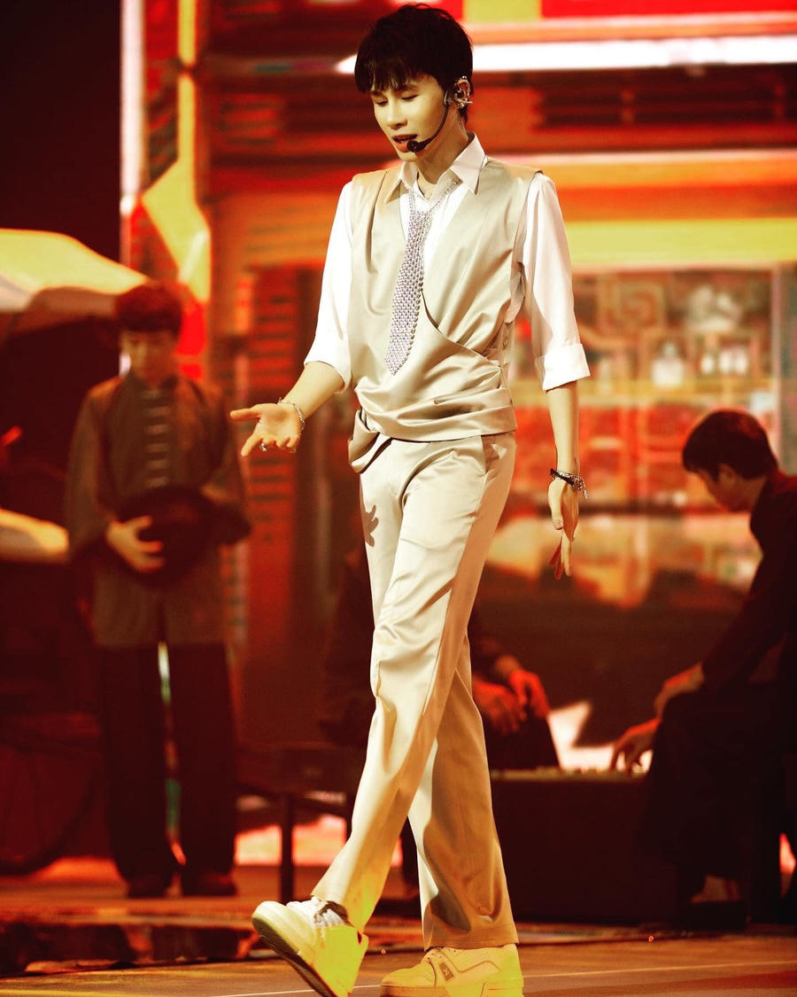 Jack trở lại sau thời gian dài vắng bóng trên sân khấu.