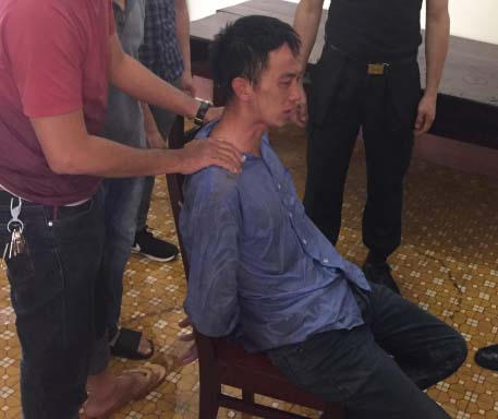 Đáo tượng ngáo đá bị bắt giữ.