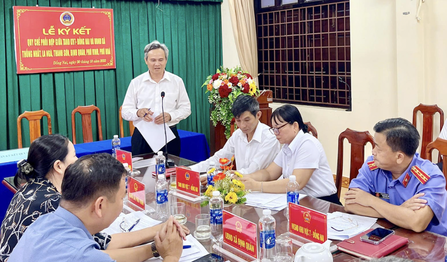 Lễ ký kết giữa các bên. Ảnh: V. Tuấn