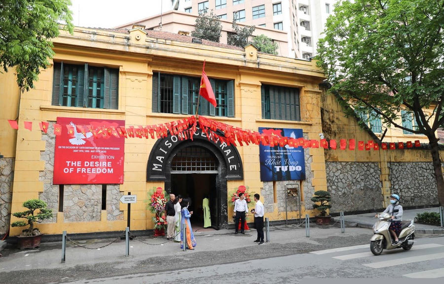 Di tích lịch sử Nhà tù Hỏa Lò. (Ảnh: Thanh Tùng/TTXVN)