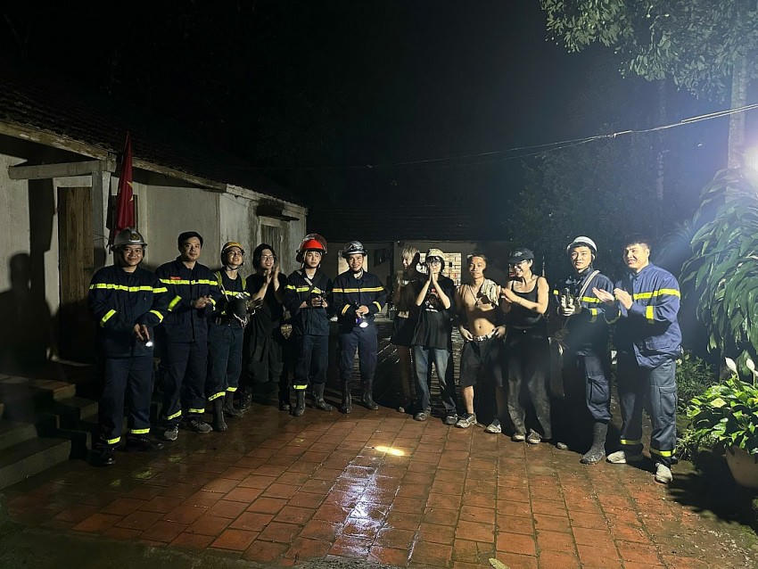 Các nạn nhân đều được giải cứu an toàn.