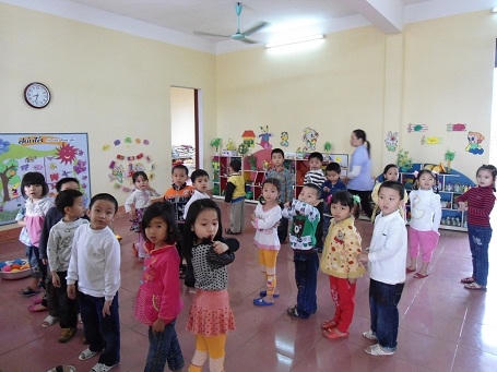 Mặc dù Hà Nội đã xây thêm nhiều trường nhưng do việc di dân về một số khu đô thị nên rất khó khăn cho ngành giáo dục. (Ảnh minh họa)