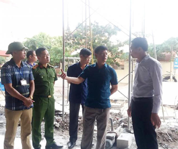 Lãnh đạo UBND tỉnh Quảng Ninh có mặt tại hiện trường chỉ đạo khắc phục sự cố, điều tra nguyên nhân vụ việc.
