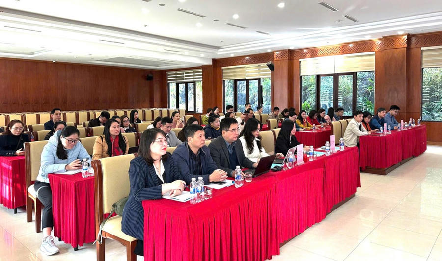 Các đại biểu tham dự Hội nghị.