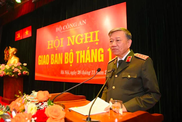 Bộ trưởng Bộ Công an Tô Lâm chỉ đạo tập trung đấu tranh với các loại tội phạm dịp cuối năm. Ảnh: Bộ Công an