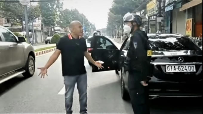 75DB50A6-A7A0-479A-B8A9-3D38C420A3F9.