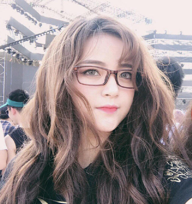 “Hot girl EDM” Dương Mỹ Linh (ảnh NVCC)