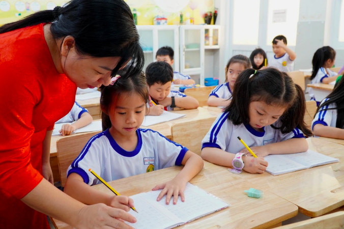 Thủ tướng yêu cầu tằng cường công tác thanh tra, kiểm tra và đánh giá kết quả việc tổ chức dạy học 2 buổi/ngày. Hình ảnh minh hoạ.