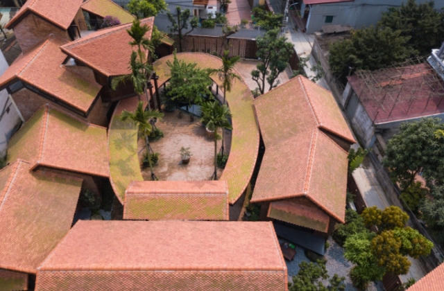 Lạc trong công trình xây trên đất tổ hơn 700 m2 ở ngoại thành Hà Nội