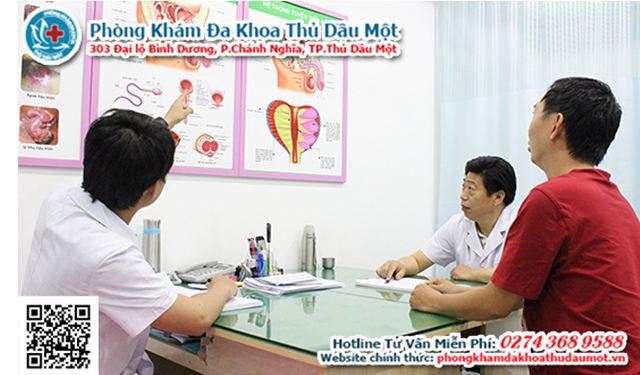 Các bác sĩ luôn nhiệt tình thăm khám cũng như tư vấn rõ cho bệnh nhân.