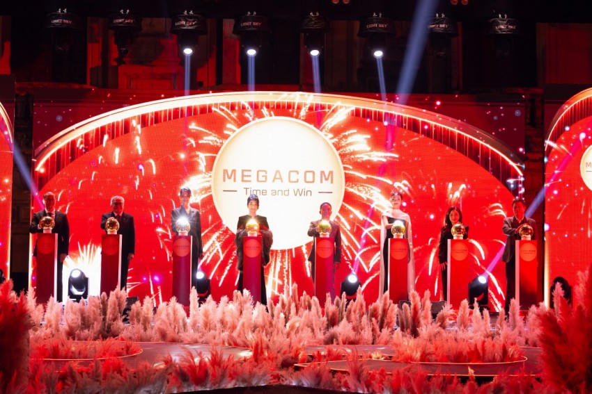 Lễ ra mắt công ty MEGACOM Quốc tế.