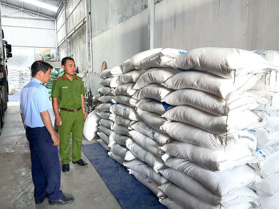 Tang vật bị tạm giữ tại hiện trường.