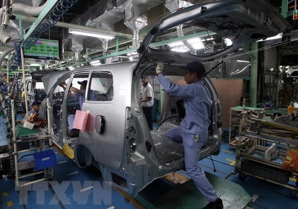 Trung Quốc khuyến khích các nhà sản xuất xe điện hợp nhất