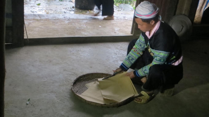 Phong tục đ&oacute;n Tết của người H'M&ocirc;ng ở bản Lềnh - Văn Chấn -Y&ecirc;n B&aacute;i