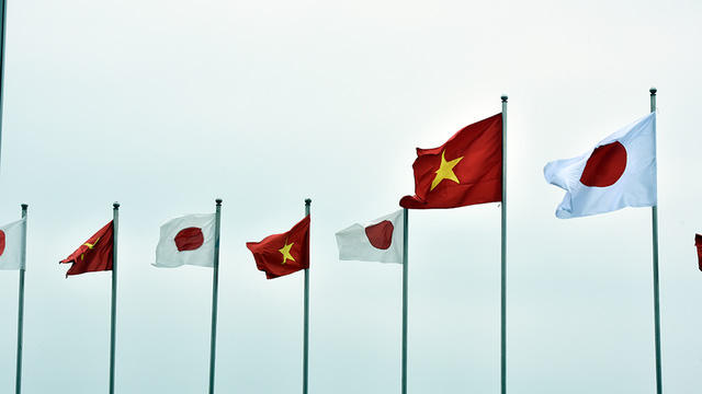 Thủ tướng Nhật Bản Shinzo Abe đến H&agrave; Nội