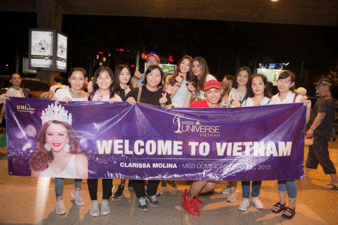 Clarissa Molina là Hoa hậu Hoàn vũ Dominican 2015 và đại diện đất nước này tham dự Miss Universe 2015 tại Las Vegas, Mỹ, cùng năm với Phạm Hương.