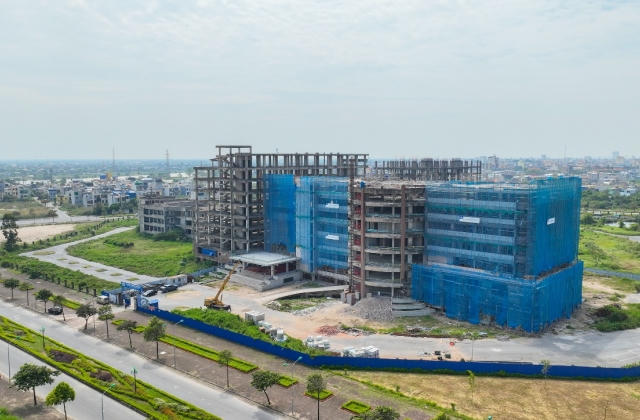 Giải ngân vốn đầu tư công mới đạt 65,1%, Thủ tướng yêu cầu đẩy mạnh hơn nữa