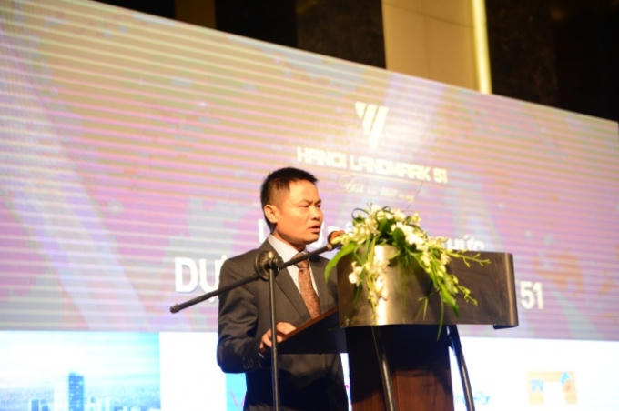 Ông Vũ Văn Vương - Chủ tịch Hội đồng quản trị Công ty Cổ phần thương mại Hoàng Vương phát biểu tại buổi lễ