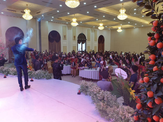 Đan Trường nhận nhiều lời mời quảng c&aacute;o game, chứng minh sức h&uacute;t đến từ c&aacute;c dự &aacute;n cổ trang