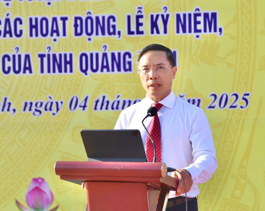 Chủ tịch UBND tỉnh Quảng Ninh Phạm Đức Ấn phát biểu tại buổi lễ.