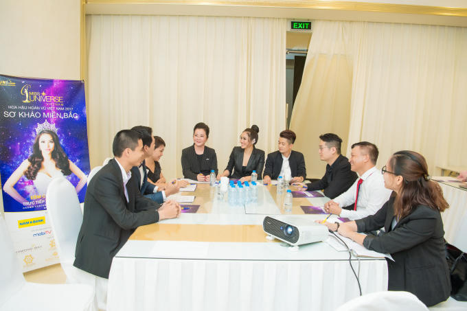 Á hậu Hoàng My, MC Phan Anh “cầm cân nảy mực” tìm ra Hoa hậu Hoàn vũ Việt Nam 2017