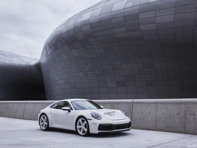 can canh porsche 911 carrera 4s doc nhat the gioi hinh 8