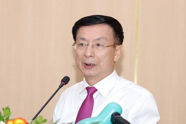Ông Phạm Đình Nghị, Chủ tịch UBND tỉnh Nam Định phát biểu tại kỳ họp.