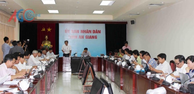 UBND tỉnh An Giang tổ chức họp báo thông tin về vụ việc nói xấu chủ tịch tỉnh trên Facebook. Ảnh: Báo An Giang Online