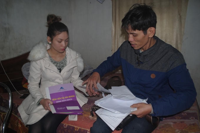 Vợ chồng anh Tú khẳng định sẽ đòi lại bằng được công lý cho con trai mình (ảnh Duy Ngợi).