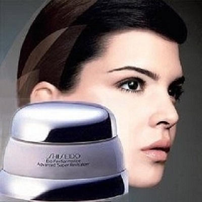 Ngành mỹ phẩm đã chứng minh giá trị mỹ phẩm các bạn mua chỉ chiếm chưa đến 3% mức giá các bạn bỏ ra. (Ảnh minh họa)