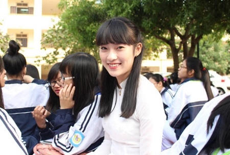 Với Vy, quan trọng nhất trong mỗi thành công là sự định hướng từ gia đình và thầy cô.