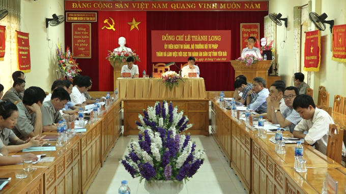 Anh165.