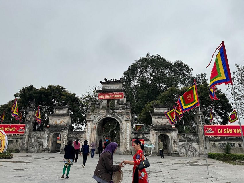 Di tích Đền Trần Thương (Lý Nhân, Hà Nam).