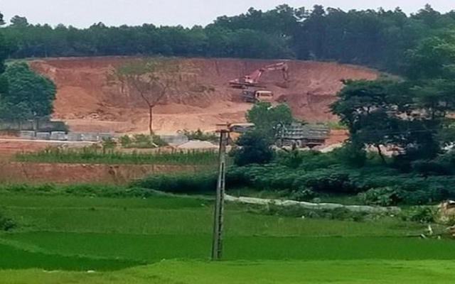 Thị xã Phú Thọ: Lãnh đạo xã Hà Lộc buông lỏng quản lý, hàng ngàn khối đất bị khai thác trái phép
