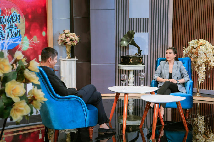 Hoa hậu Thu Hoài: “Sửng sốt, dằn vặt bản thân khi con trai 14 tuổi lần đầu thú nhận thích bạn cùng giới”