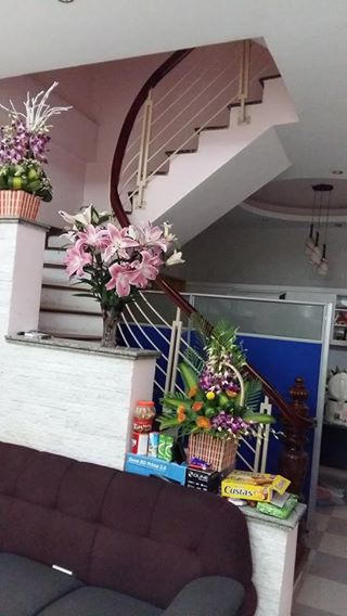 Nhà đẹp, trang hoàng và đầy đủ nội thất sang trọng. Thiết kế hiện đại và tận dụng được tối đa diện tích căn nhà